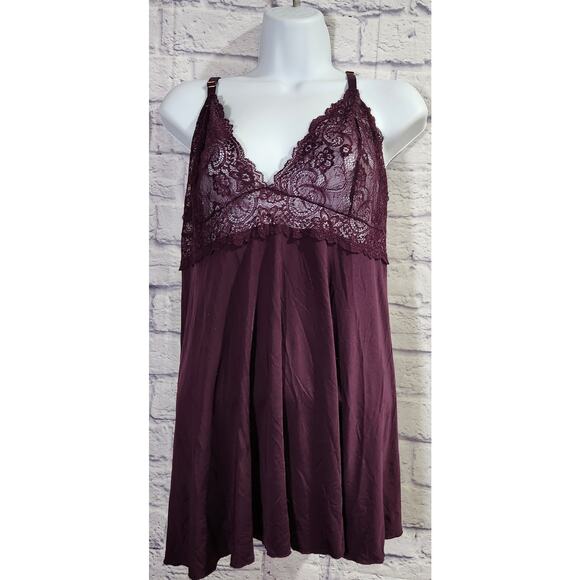 Escante Collection Burgundy Lace Bodice Nightgown1X Plus Flowy Sexy - Picture 1 of 5